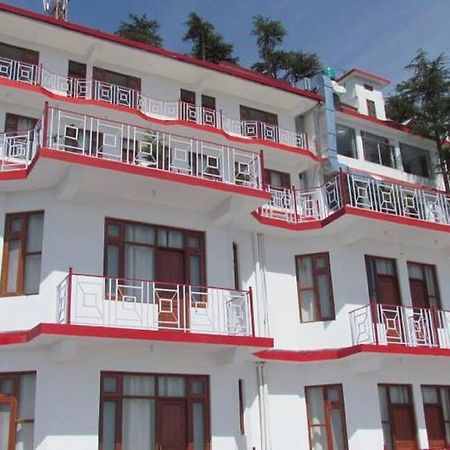 דרמסאלה Hotel Deodar Villa מראה חיצוני תמונה