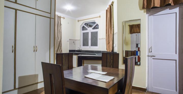 דרמסאלה Hotel Deodar Villa מראה חיצוני תמונה