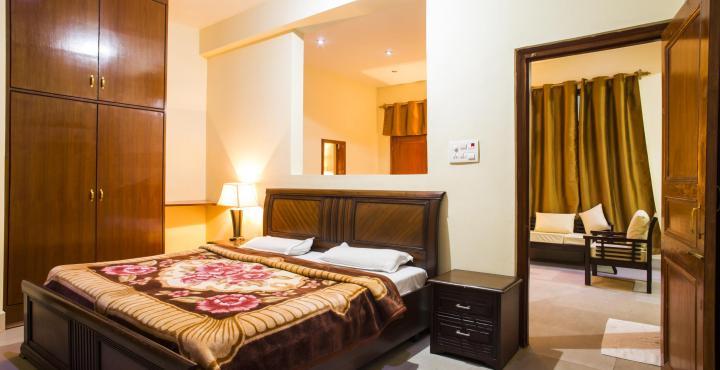 דרמסאלה Hotel Deodar Villa מראה חיצוני תמונה