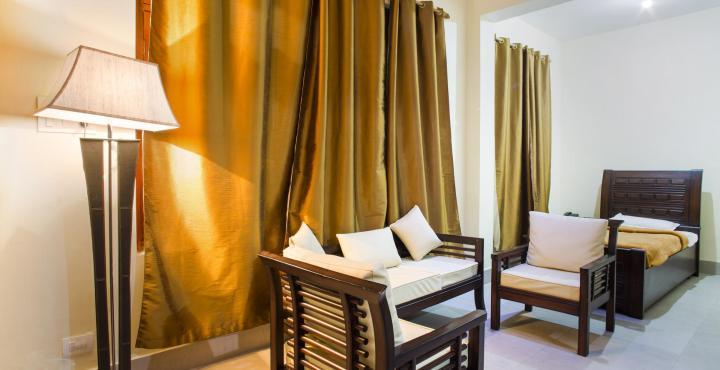 דרמסאלה Hotel Deodar Villa מראה חיצוני תמונה
