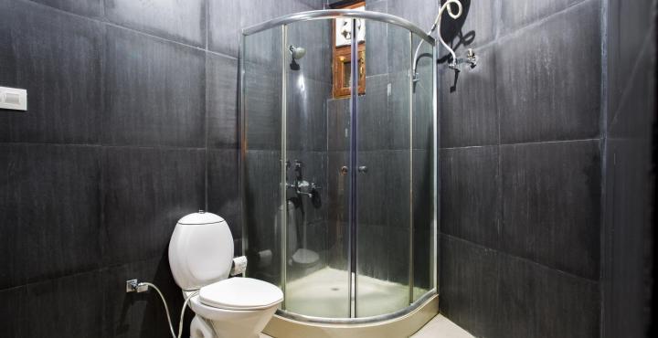 דרמסאלה Hotel Deodar Villa מראה חיצוני תמונה
