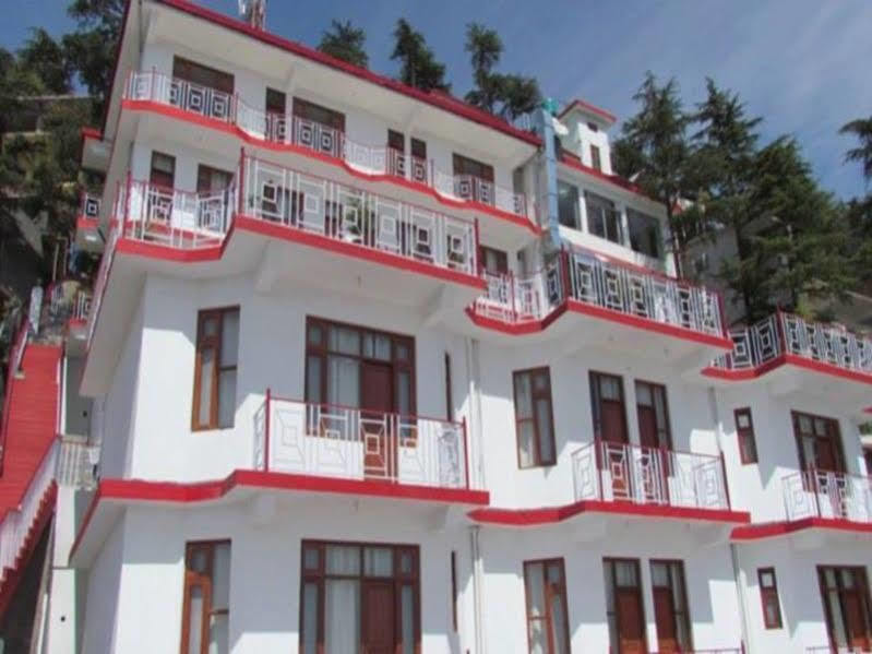 דרמסאלה Hotel Deodar Villa מראה חיצוני תמונה